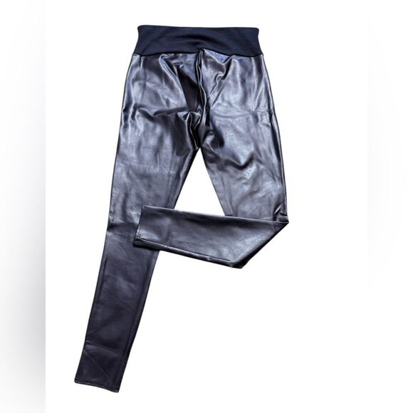 Spanx Assets Faux Leather Black Pants - Picture 2 of 5